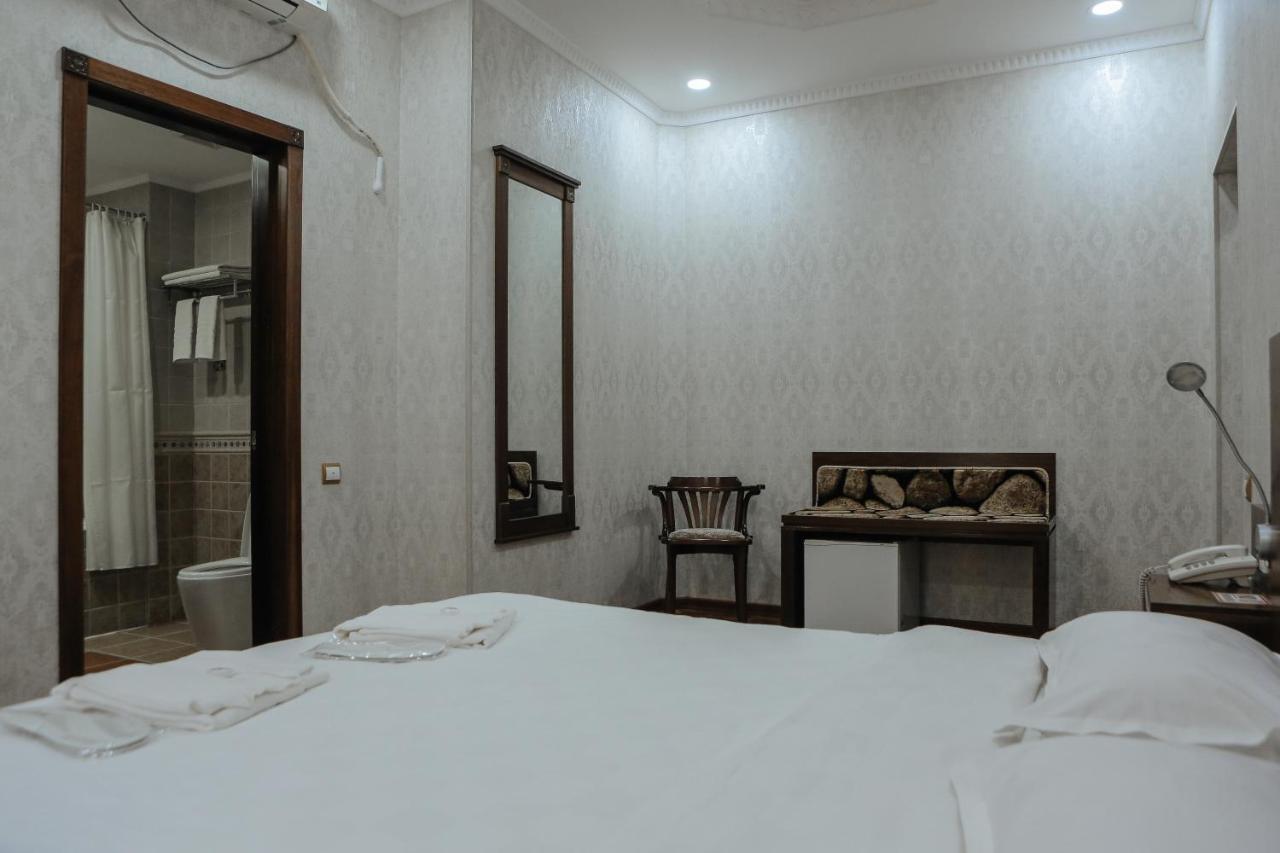 Omar Khayyam Hotel Boukhara Extérieur photo